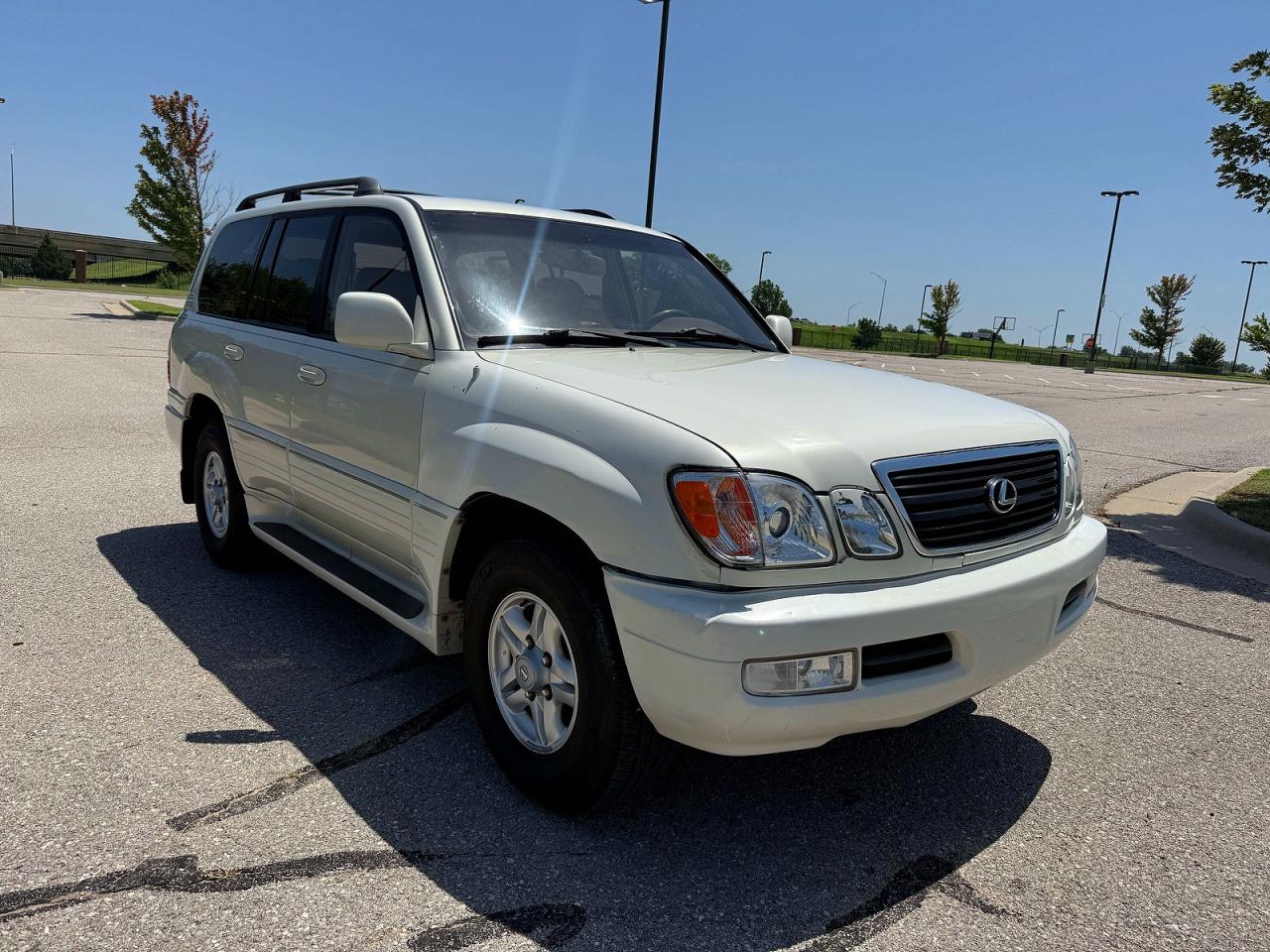 1998 Lexus LX 470, VIN JT6HT00W9W0023792 — Мелкие вмятины и царапины