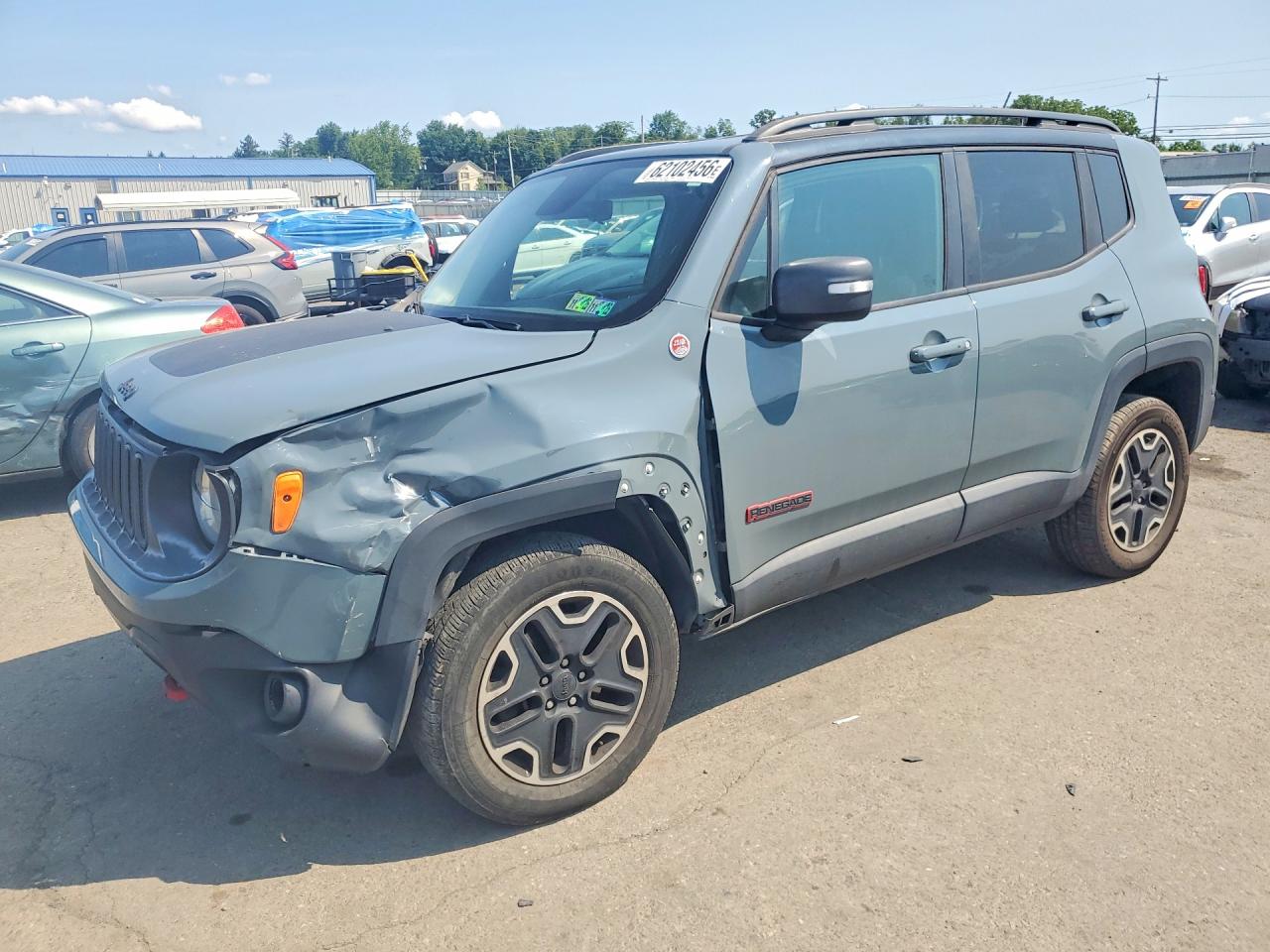 2017 Jeep Renegade Trailhawk, VIN ZACCJBCB4HPG37126 — Front end