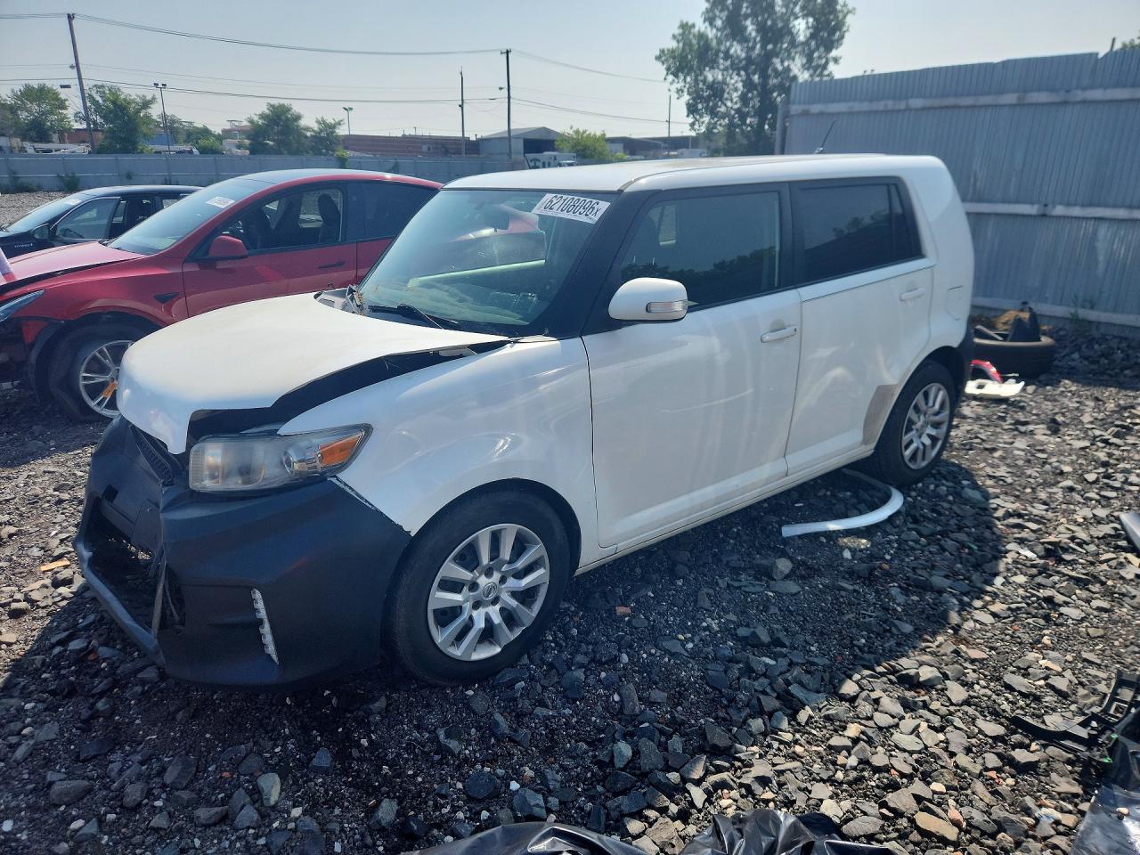 2010 Scion xB, VIN JTLZE4FE6A1113941 — Front end