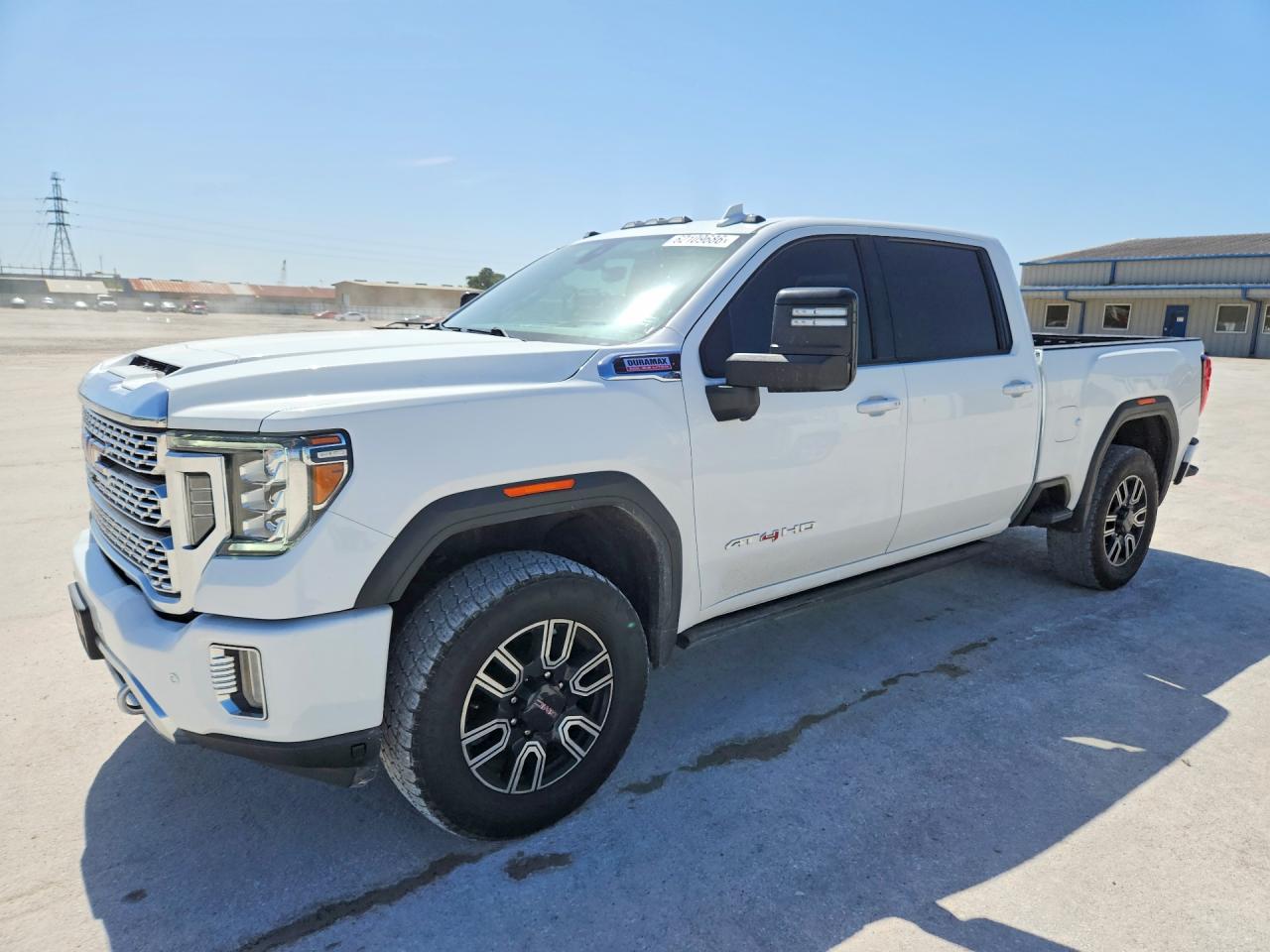 2021 GMC Sierra 2500HD AT4, VIN 1GT49PEY0MF168139 — Minor dents and scratches