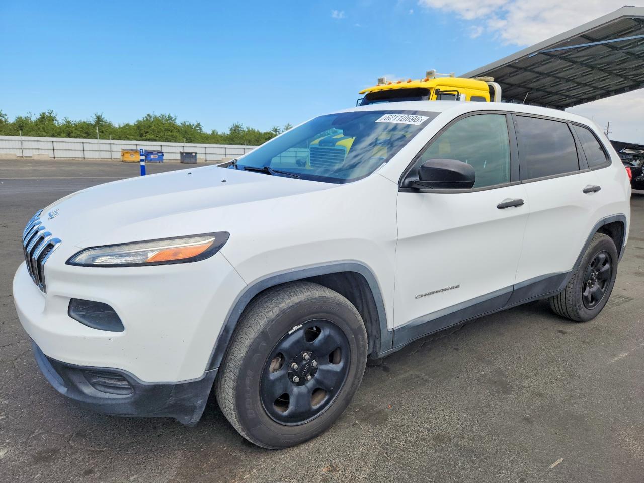 2014 Jeep Cherokee Sport, VIN 1C4PJMAB8EW233115 — Зад