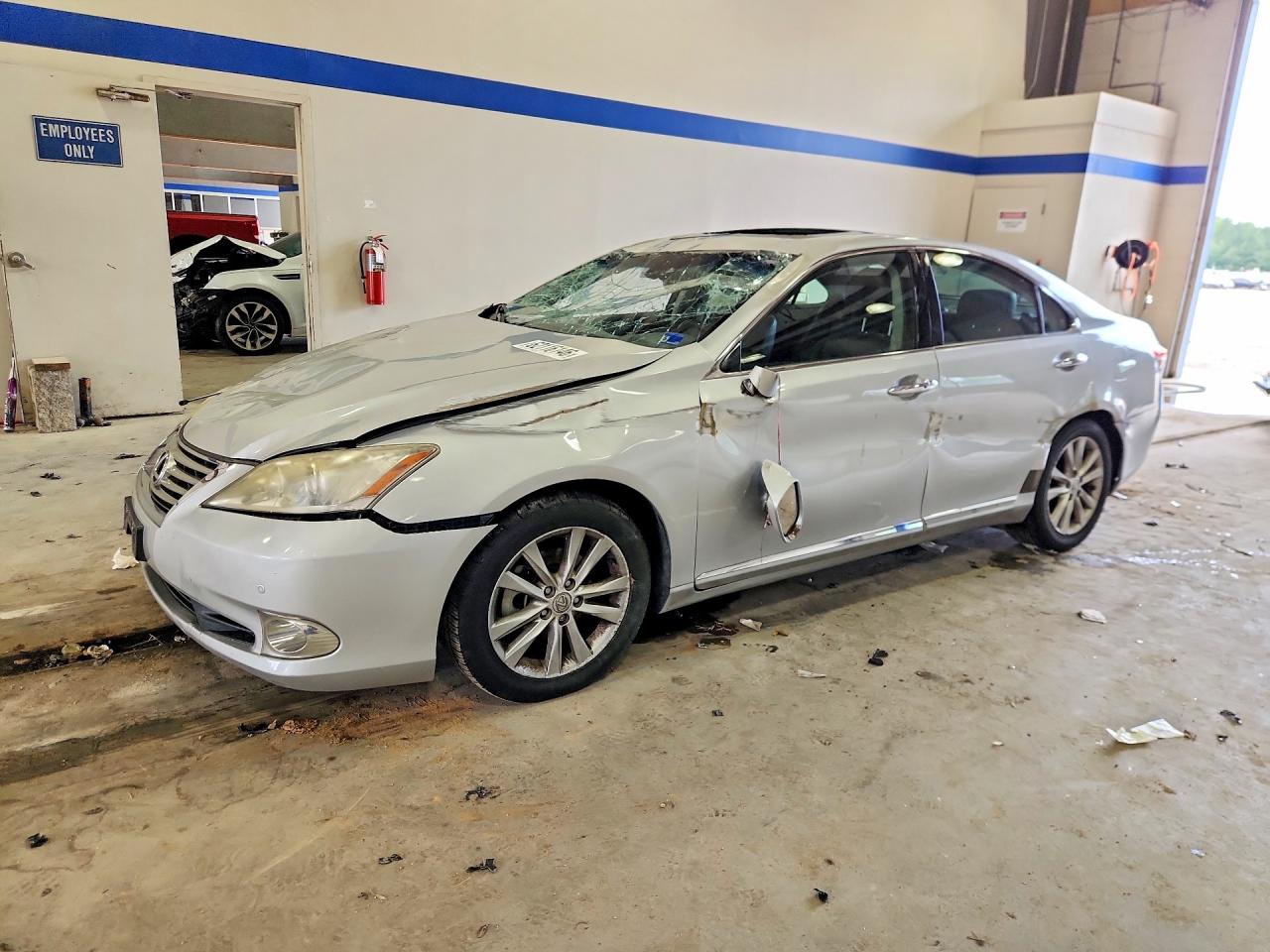 2011 Lexus ES 330, VIN JTHBK1EG8B2440794 — All over