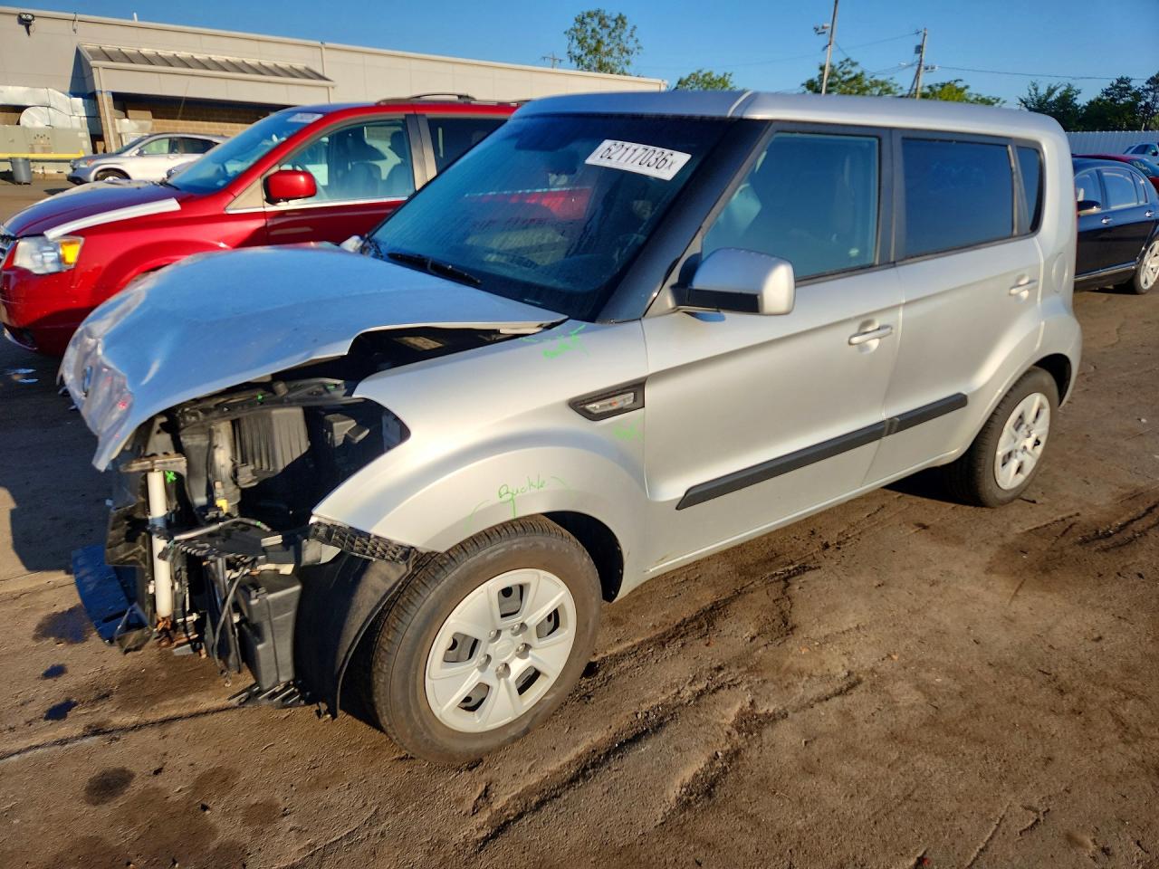 2012 Kia Soul, VIN KNDJT2A51C7383847 — Front end