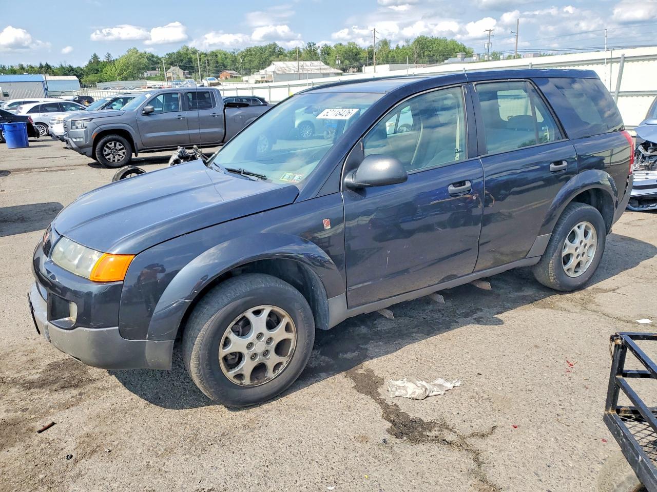 2002 Saturn VUE, VIN 5GZCZ63B12S822492 — Minor dents and scratches