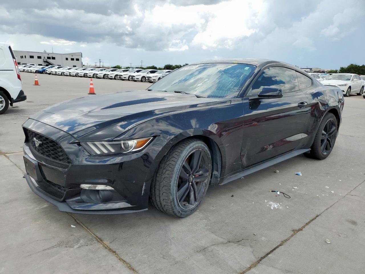 2015 Ford Mustang EcoBoost, VIN 1FA6P8TH8F5408060 — Side