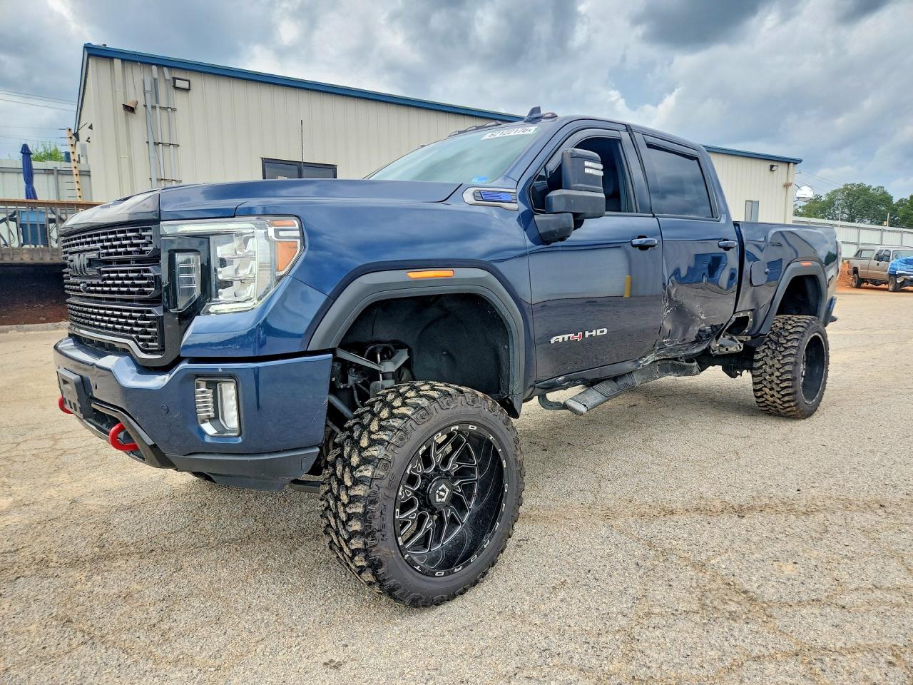 2021 GMC Sierra 2500HD AT4, VIN 1GT49PE73MF166862 — Side