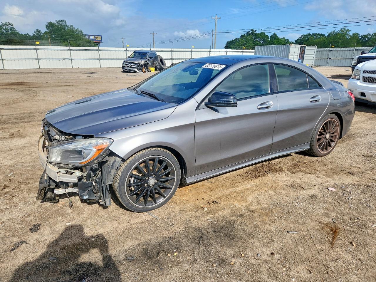 2016 Mercedes-Benz CLA 250, VIN WDDSJ4EB8GN368498 — Front end