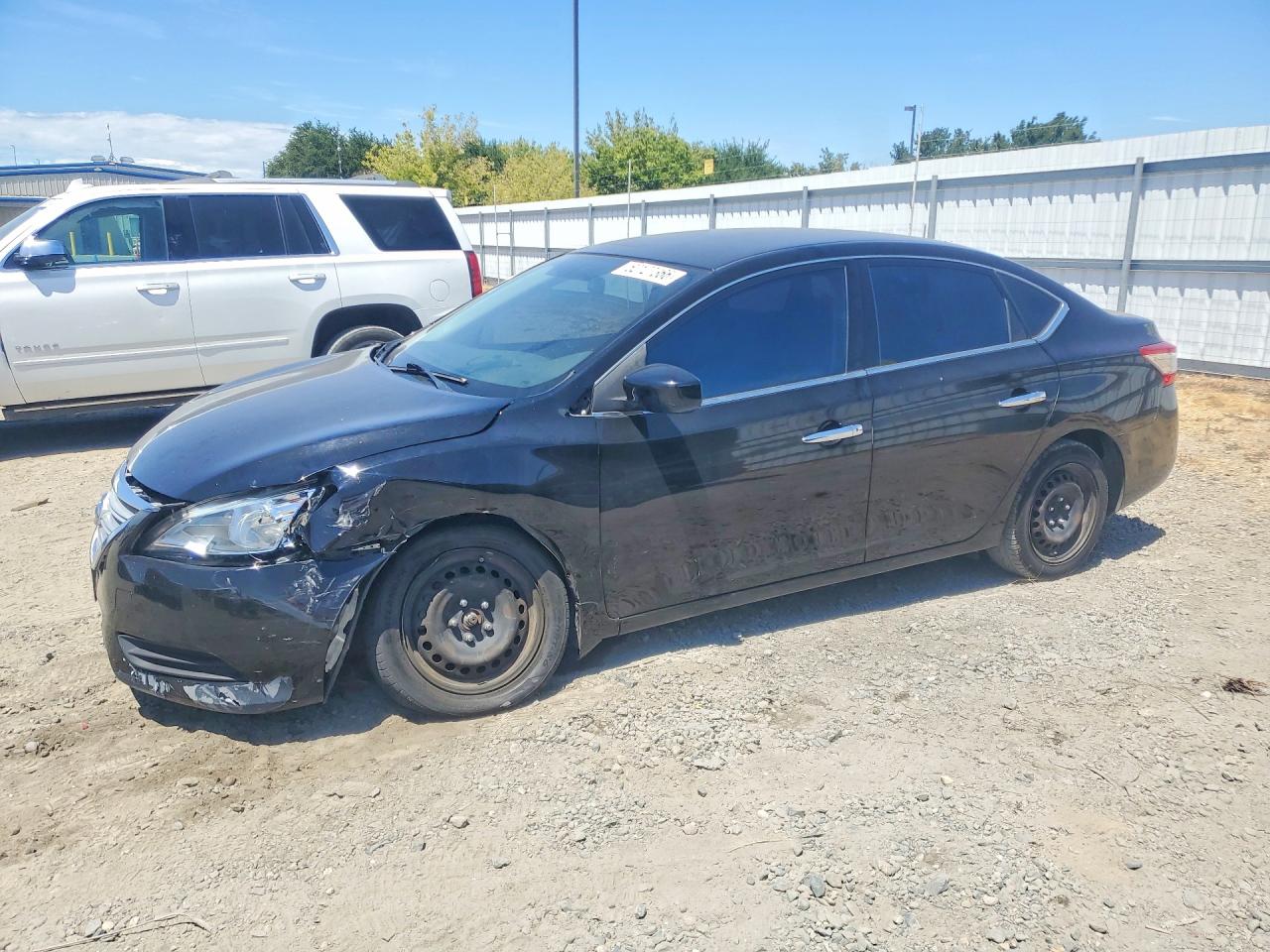 2014 Nissan Sentra S, VIN 3N1AB7AP8EY279264 — Front end