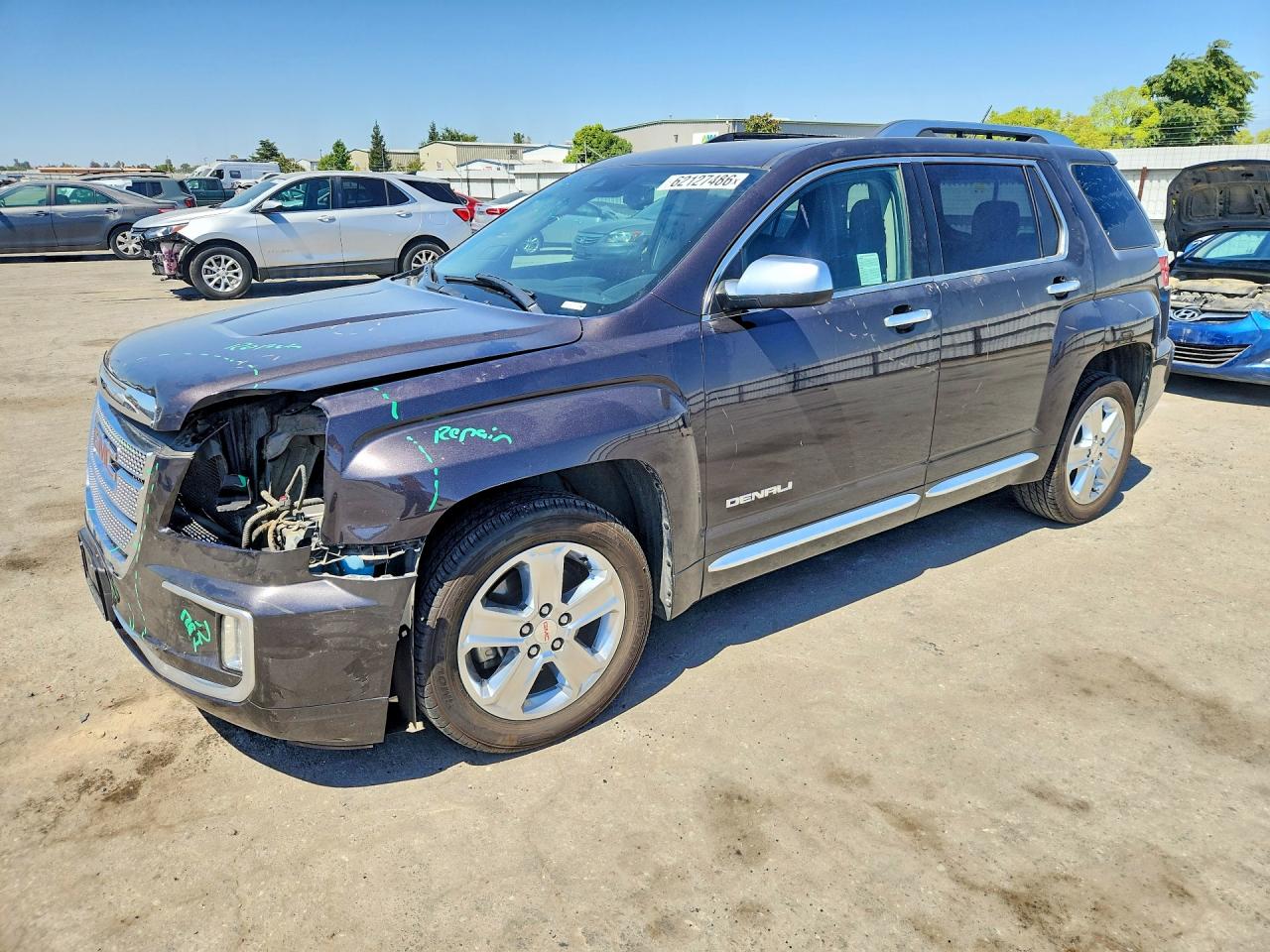 2016 GMC Terrain Denali, VIN 2GKALREK3G6201665 — Front end