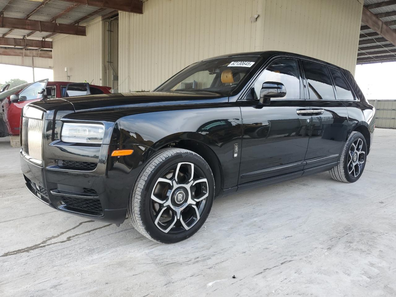 2021 Rolls-Royce Cullinan Black Badge, VIN SLATV8C04MU204220 — Мелкие вмятины и царапины
