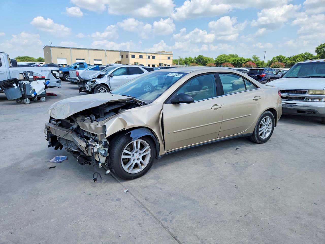 2006 Pontiac G6 6-Cyl, VIN 1G2ZG558464227096 — Front end