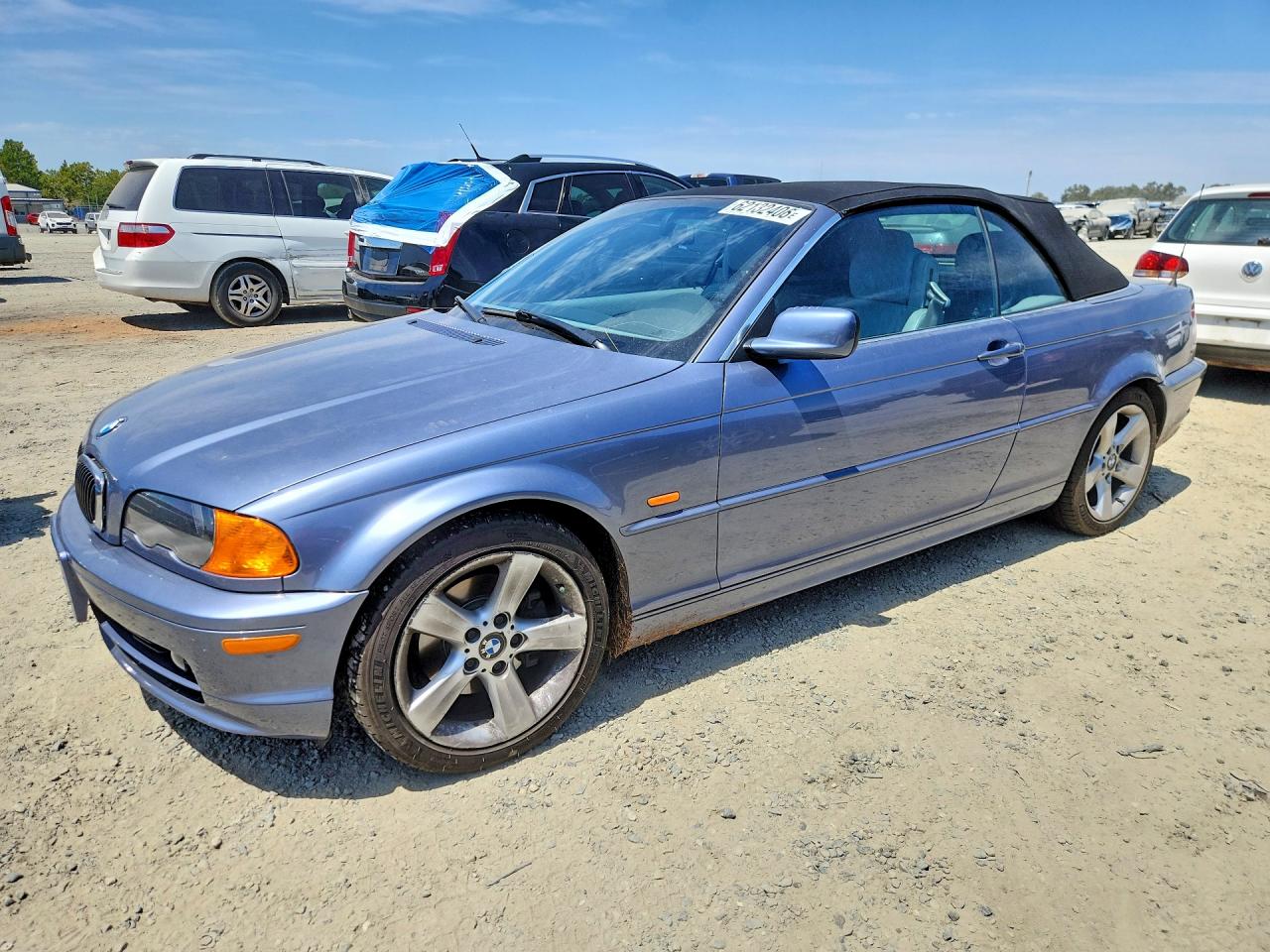 2002 BMW 3 Series 325Ci, VIN WBABS33472JY42427 — Мелкие вмятины и царапины