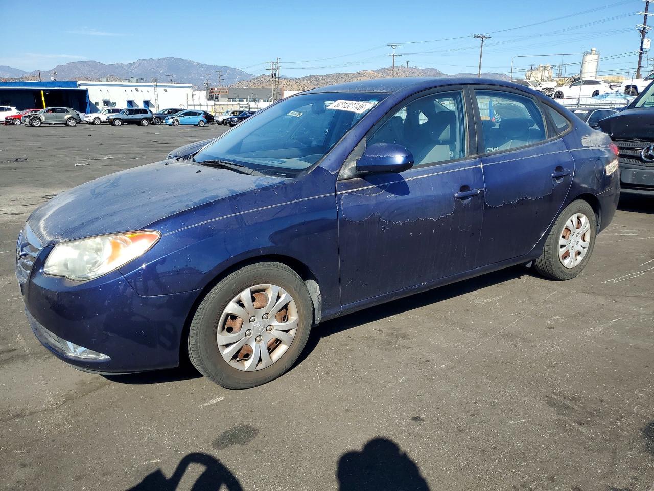 2010 Hyundai Elantra GLS, VIN KMHDU4AD2AU157985 — Side