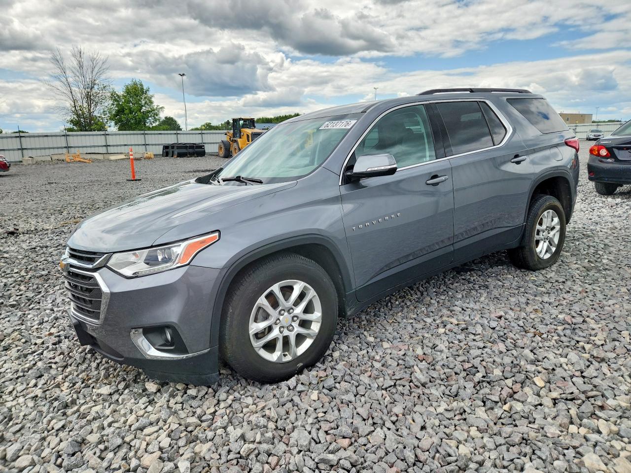 2019 Chevrolet Traverse LT Cloth, VIN 1GNEVGKW5KJ127722 — Front end