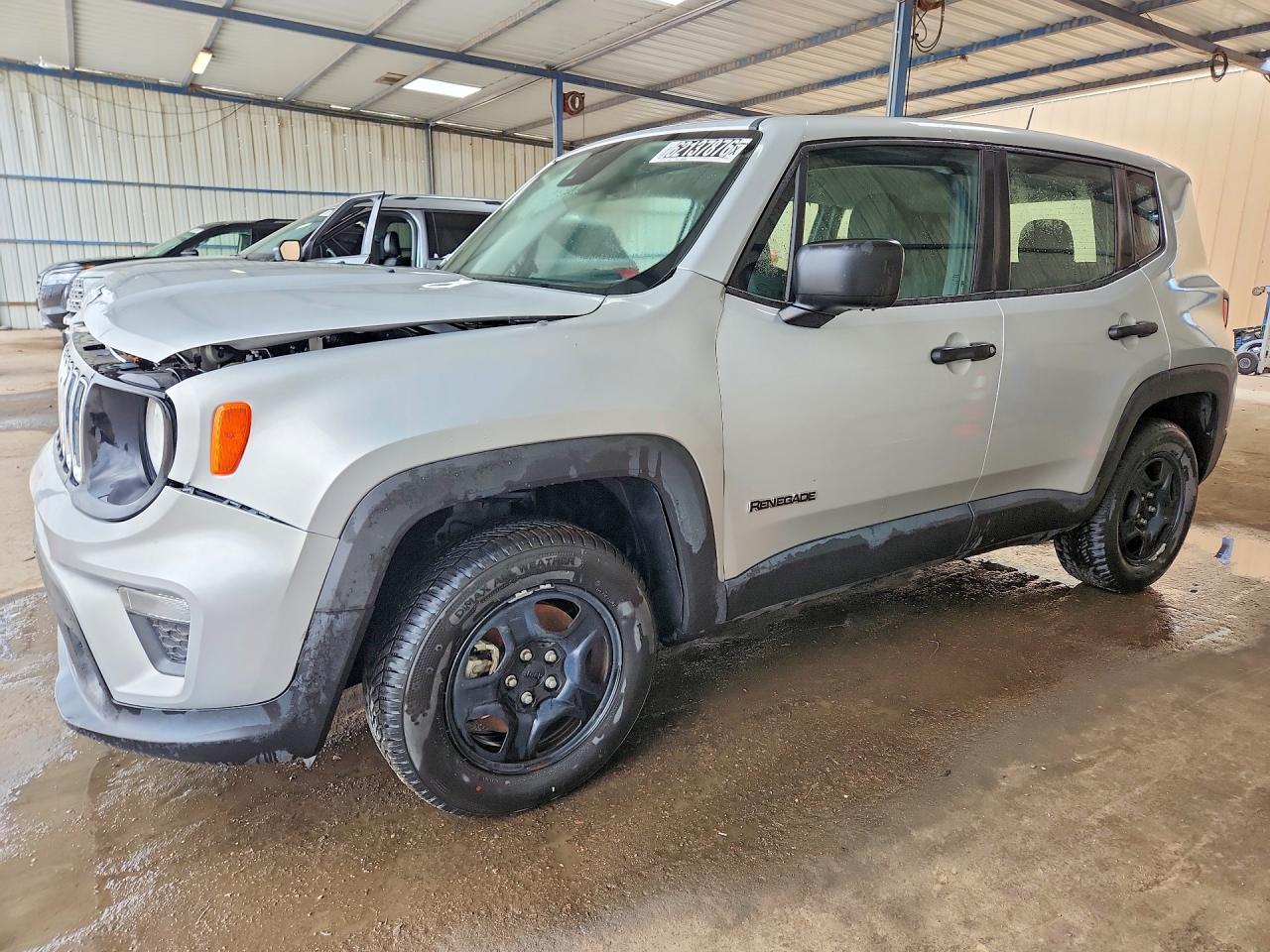 2021 Jeep Renegade Sport, VIN ZACNJDAB3MPN32642 — Front end