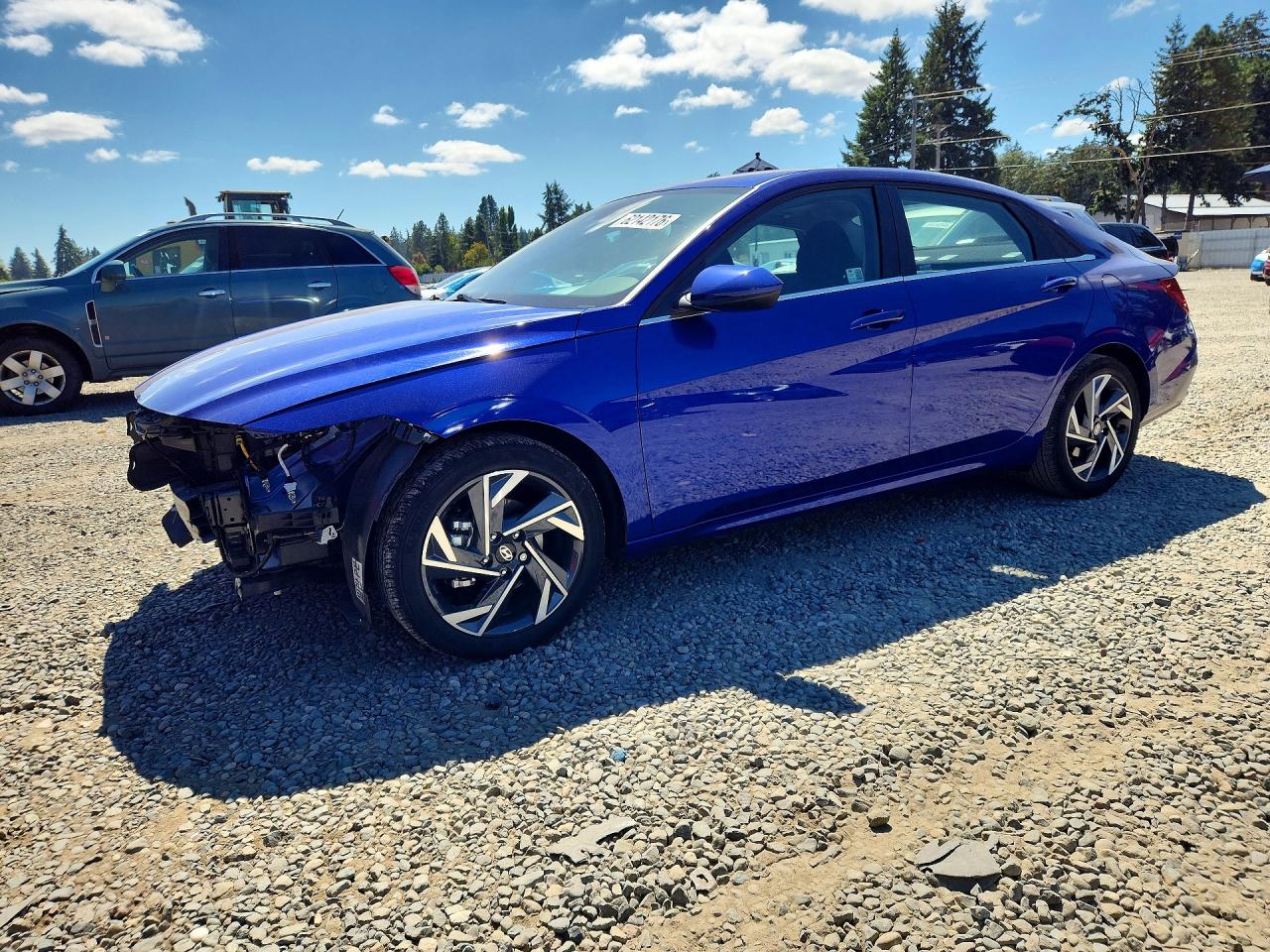2024 Hyundai Elantra SEL, VIN KMHLS4DG9RU817409 — Front end