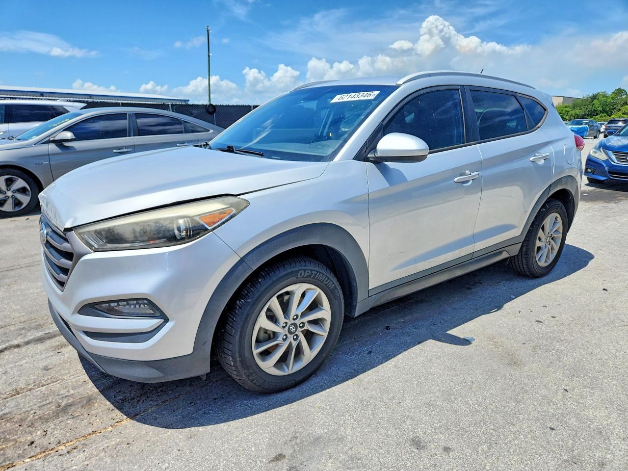 2016 Hyundai Tucson SE, VIN KM8J33A40GU137825 — Front end