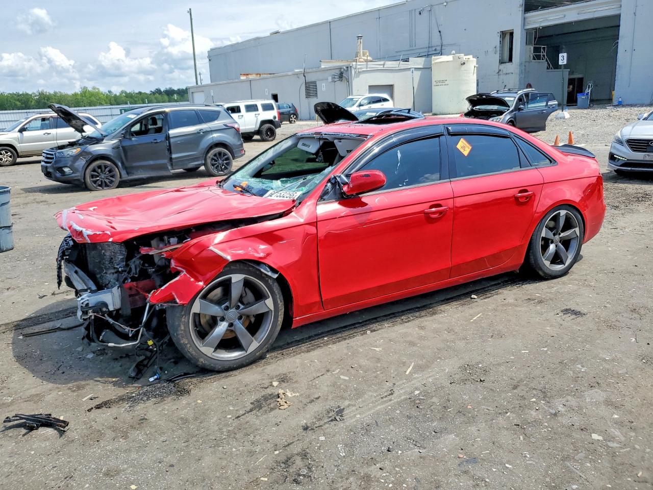 2013 Audi A4 Premium, VIN WAUDFAFL7DN045112 — Front end