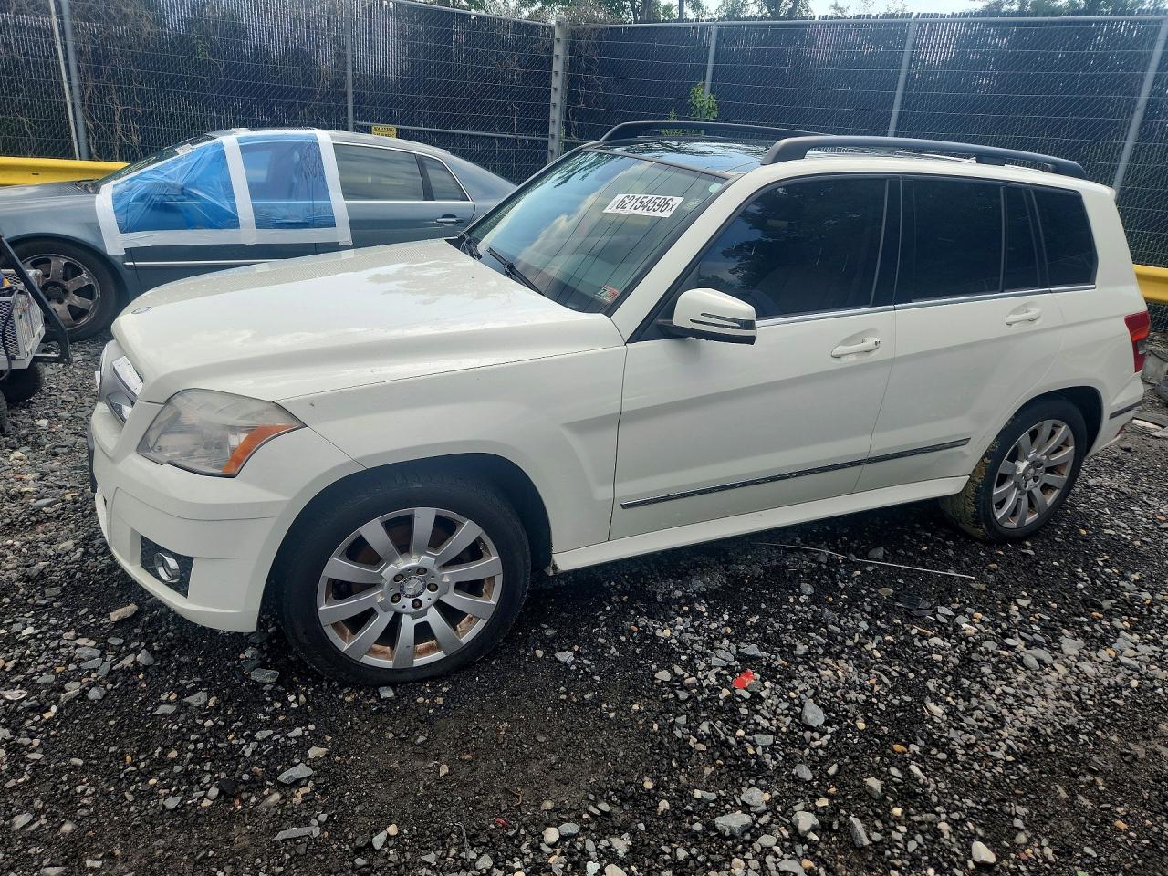 2012 Mercedes-Benz GLK 350, VIN WDCGG8HB3CF833303 — Vandalism