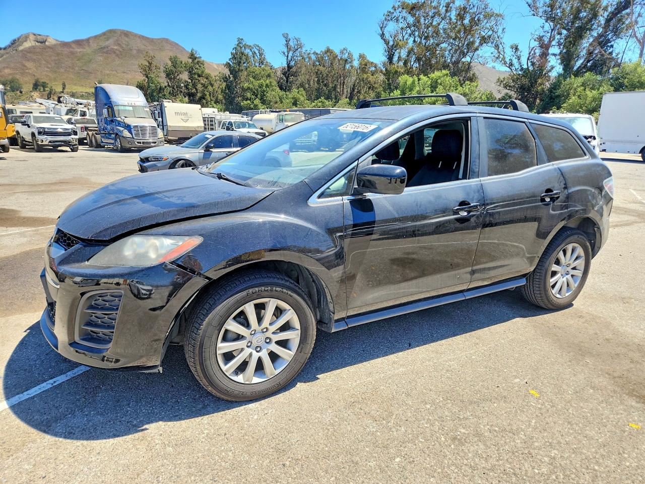 2011 Mazda CX-7 i SV, VIN JM3ER2AM2B0394135 — Перед