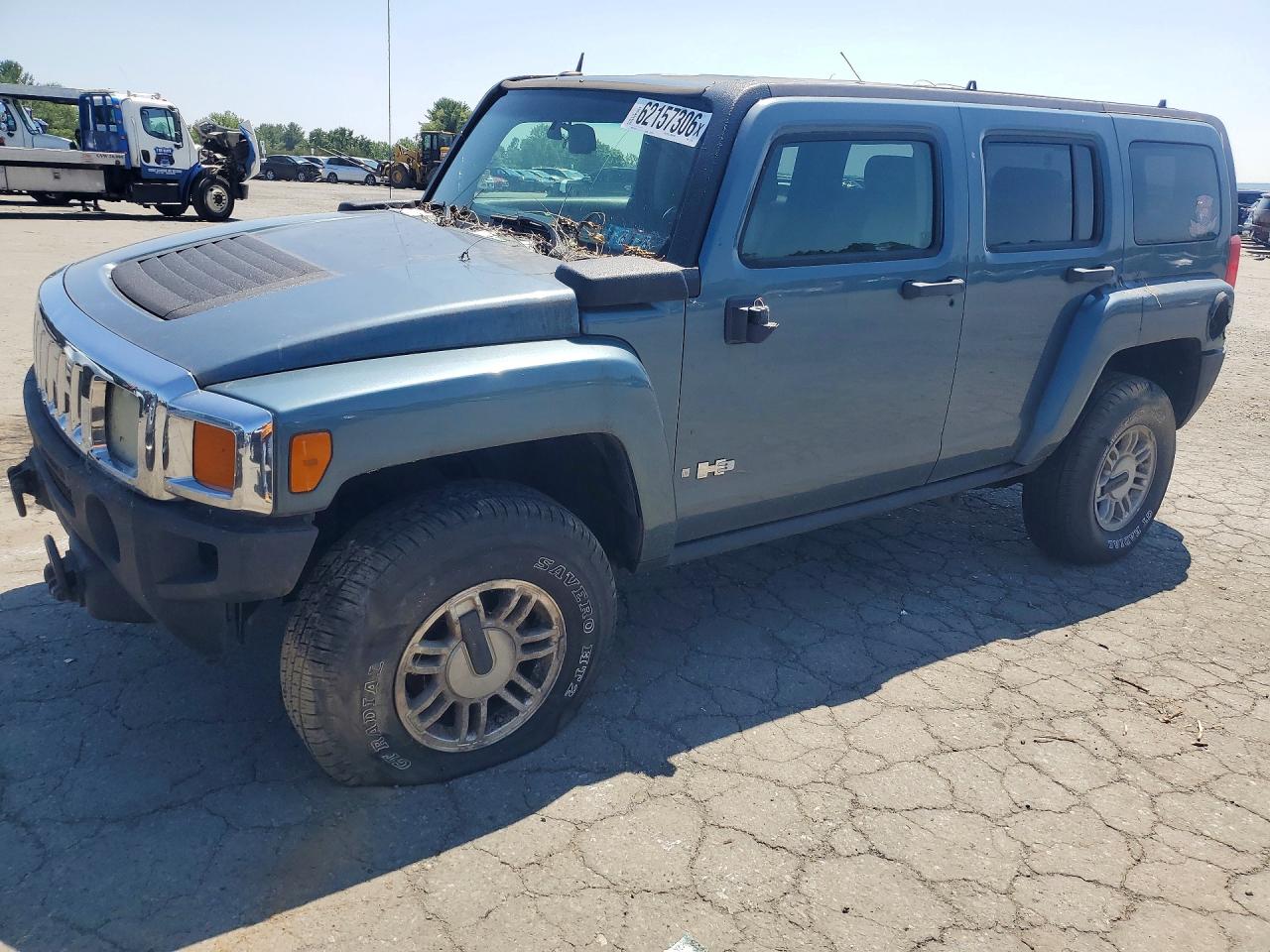 2006 Hummer H3, VIN 5GTDN136468173189 — Side