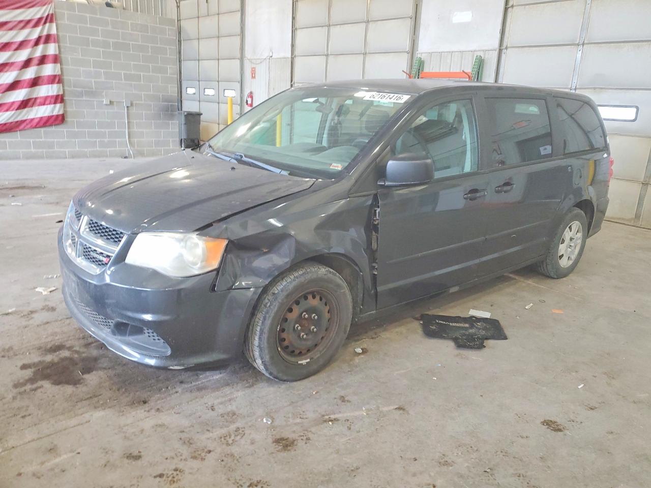2012 Dodge Grand Caravan SE, VIN 2C4RDGBG4CR310998 — Перед