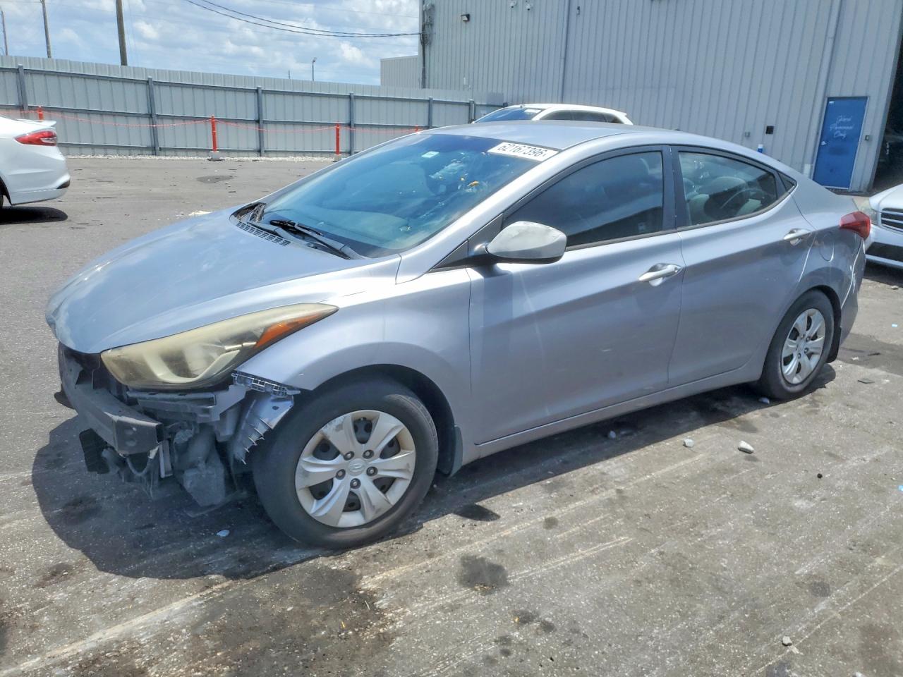 2016 Hyundai Elantra Value Edition, VIN 5NPDH4AE5GH672435 — Front end