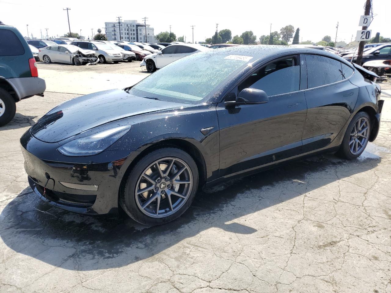 2022 Tesla Model 3 Long Range, VIN 5YJ3E1EB4NF335527 — Rear end