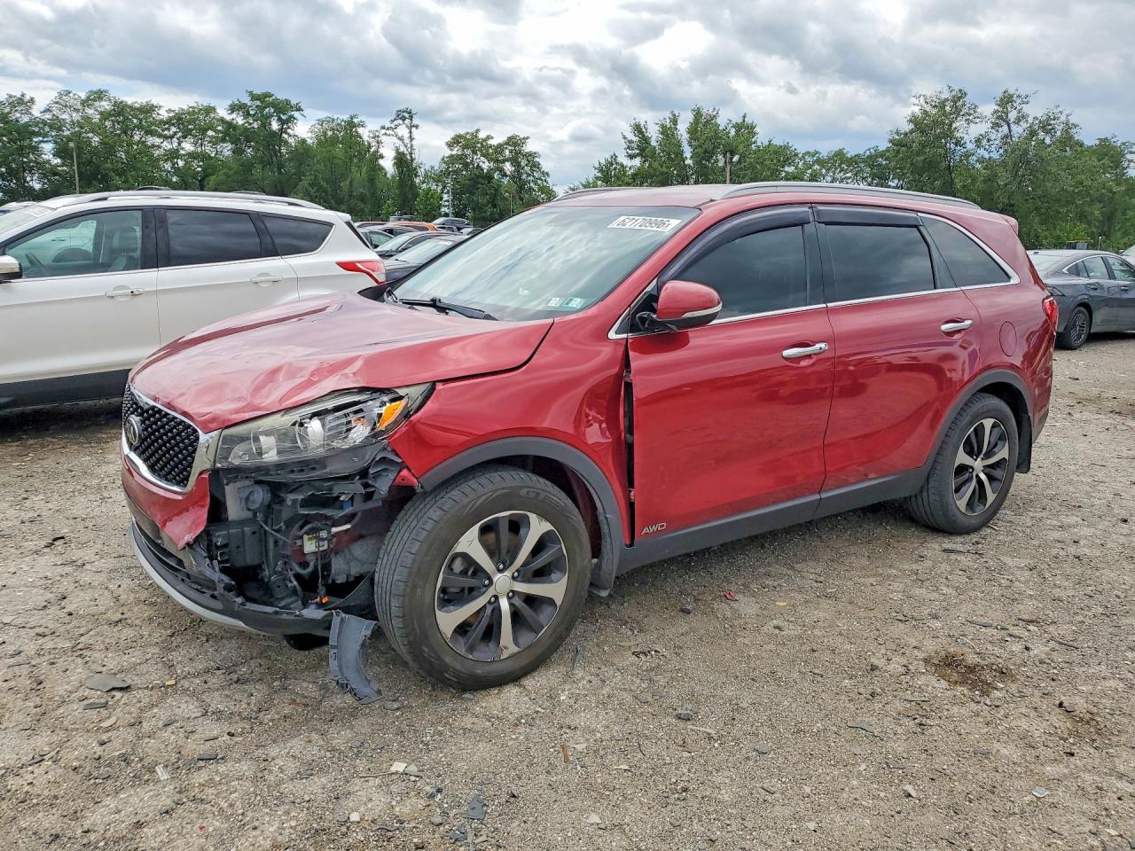 2016 Kia Sorento EX, VIN 5XYPHDA17GG032065 — Перед