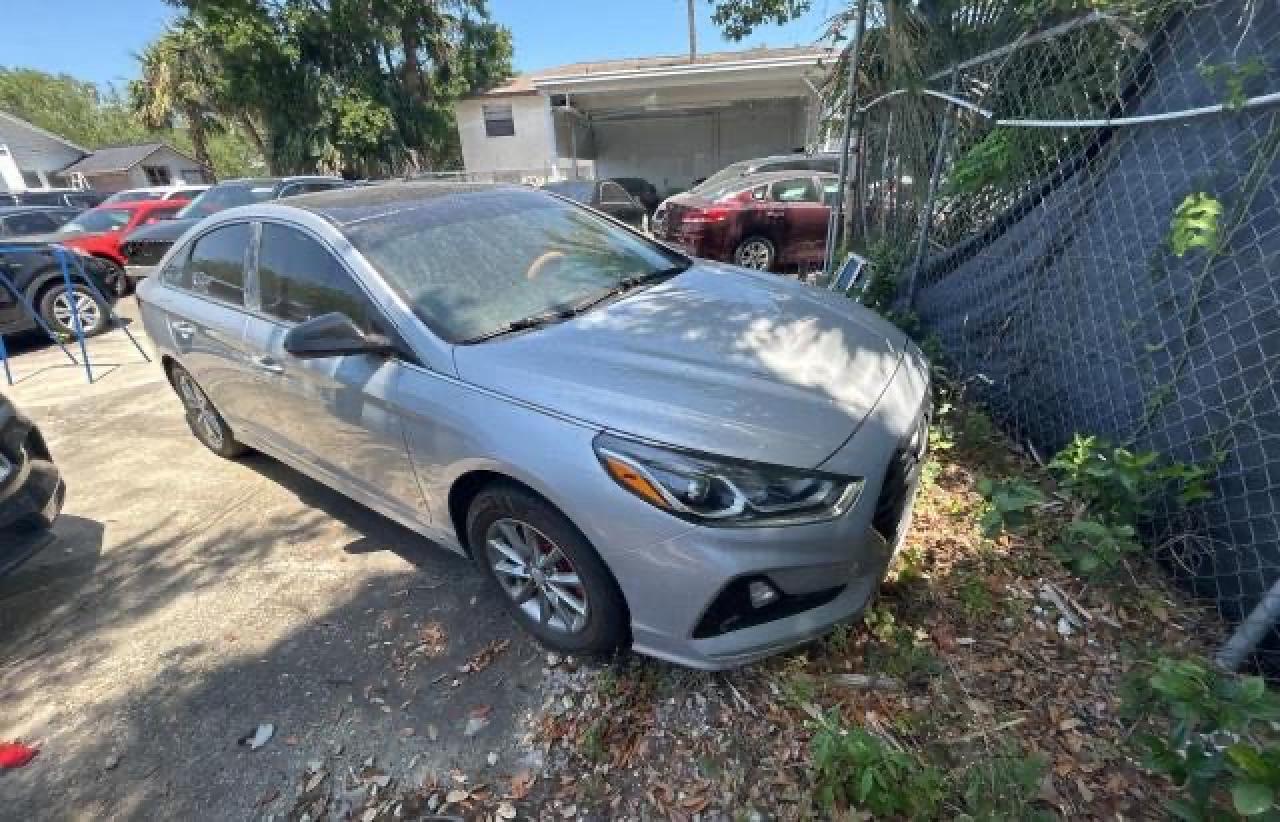 2018 Hyundai Sonata SE, VIN 5NPE24AF9JH707435 — Prior damage history