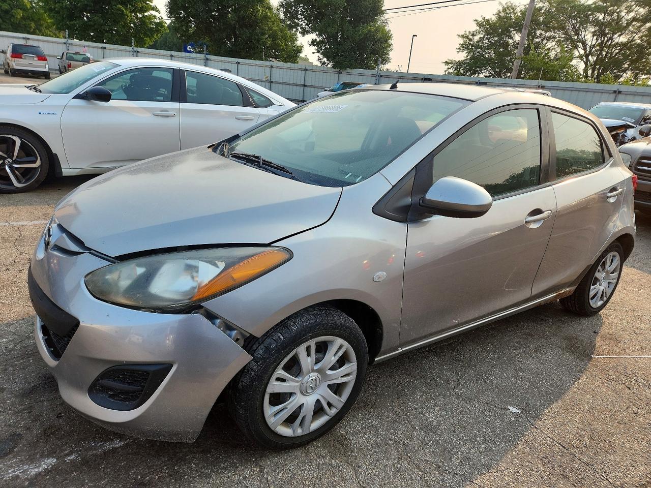 2011 Mazda 2 Sport, VIN JM1DE1HY6B0124442 — Front end