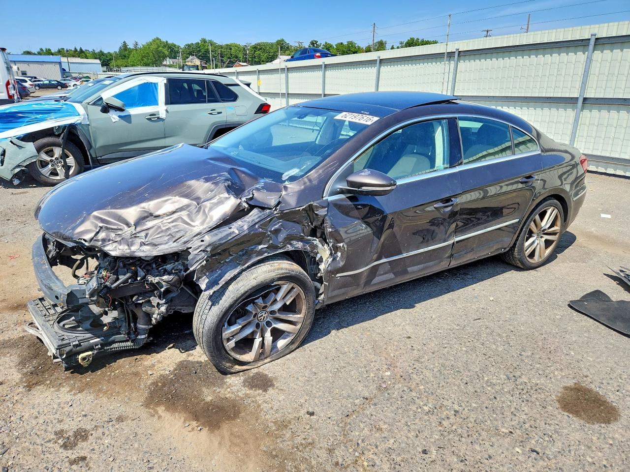 2013 Volkswagen CC Lux, VIN WVWRP7AN5DE554388 — Front end
