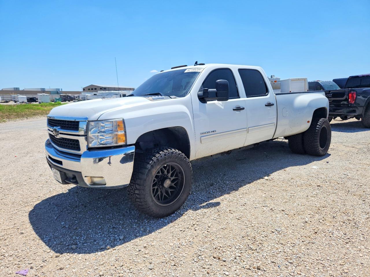 2013 Chevrolet Silverado 3500HD LT, VIN 1GC4K0C85DF128671 — Мелкие вмятины и царапины
