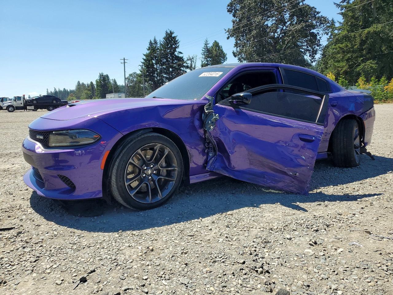 2023 Dodge Charger R/T, VIN 2C3CDXCT0PH639988 — Бок