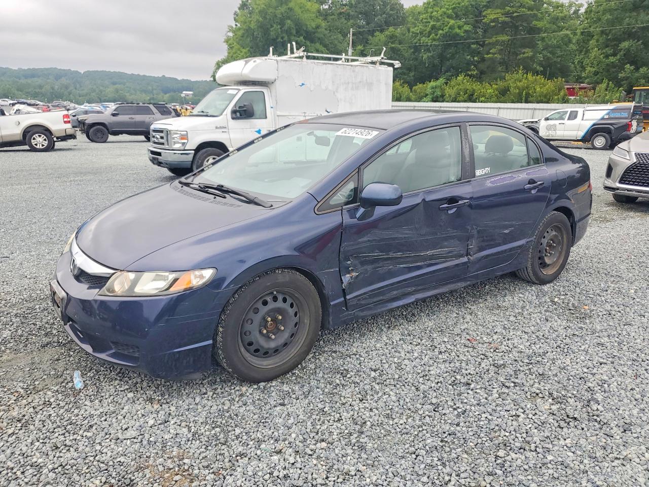 2011 Honda Civic LX, VIN 2HGFA1F57BH507798 — Side