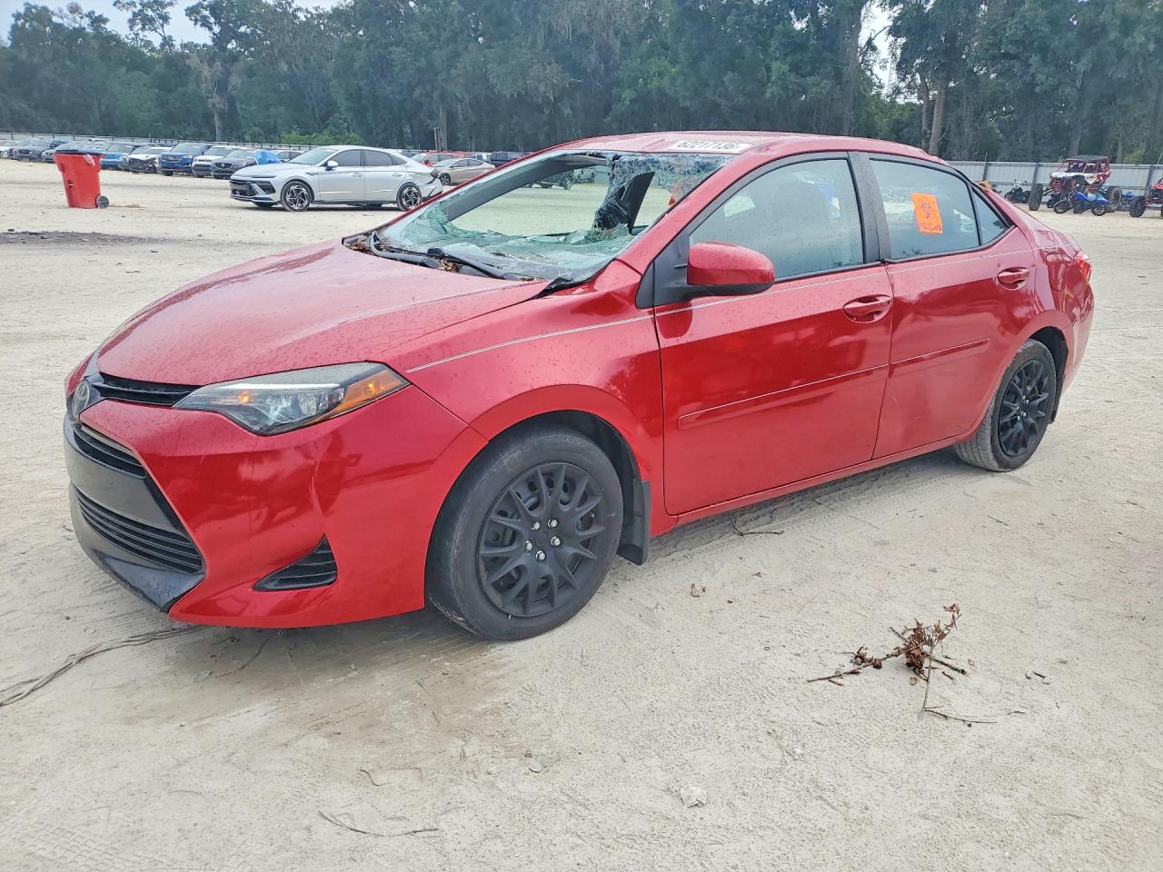 2018 Toyota Corolla SE, VIN 5YFBURHE5JP777332 — Крыша