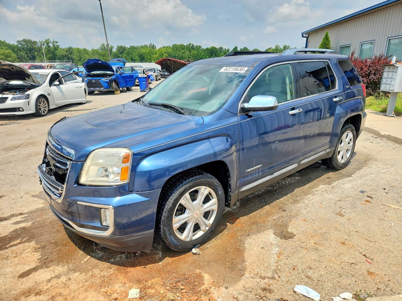 2016 GMC Terrain SLT, VIN 2GKFLUE39G6129761 — Front end