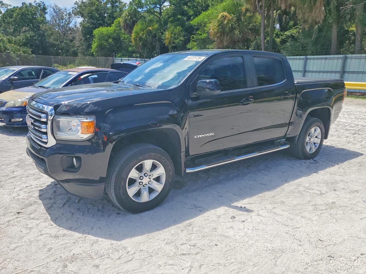 2016 GMC Canyon 2WD SLE, VIN 1GTG5CE3XG1115536 — Rear end