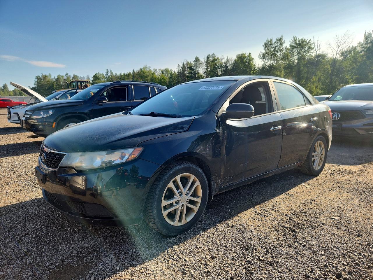 2011 Kia Forte EX, VIN KNAFU4A27B5319551 — Бок