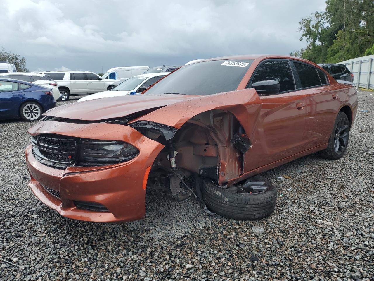 2021 Dodge Charger SXT, VIN 2C3CDXBG0MH559400 — Front end