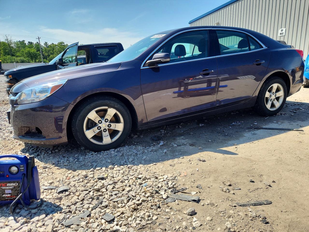 2015 Chevrolet Malibu LT, VIN 1G11C5SL4FF219834 — Water / flood