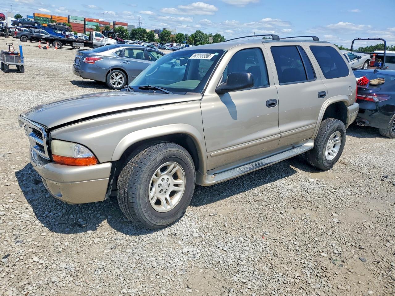 2003 Dodge Durango SLT, VIN 1D4HS48N33F500596 — Front end