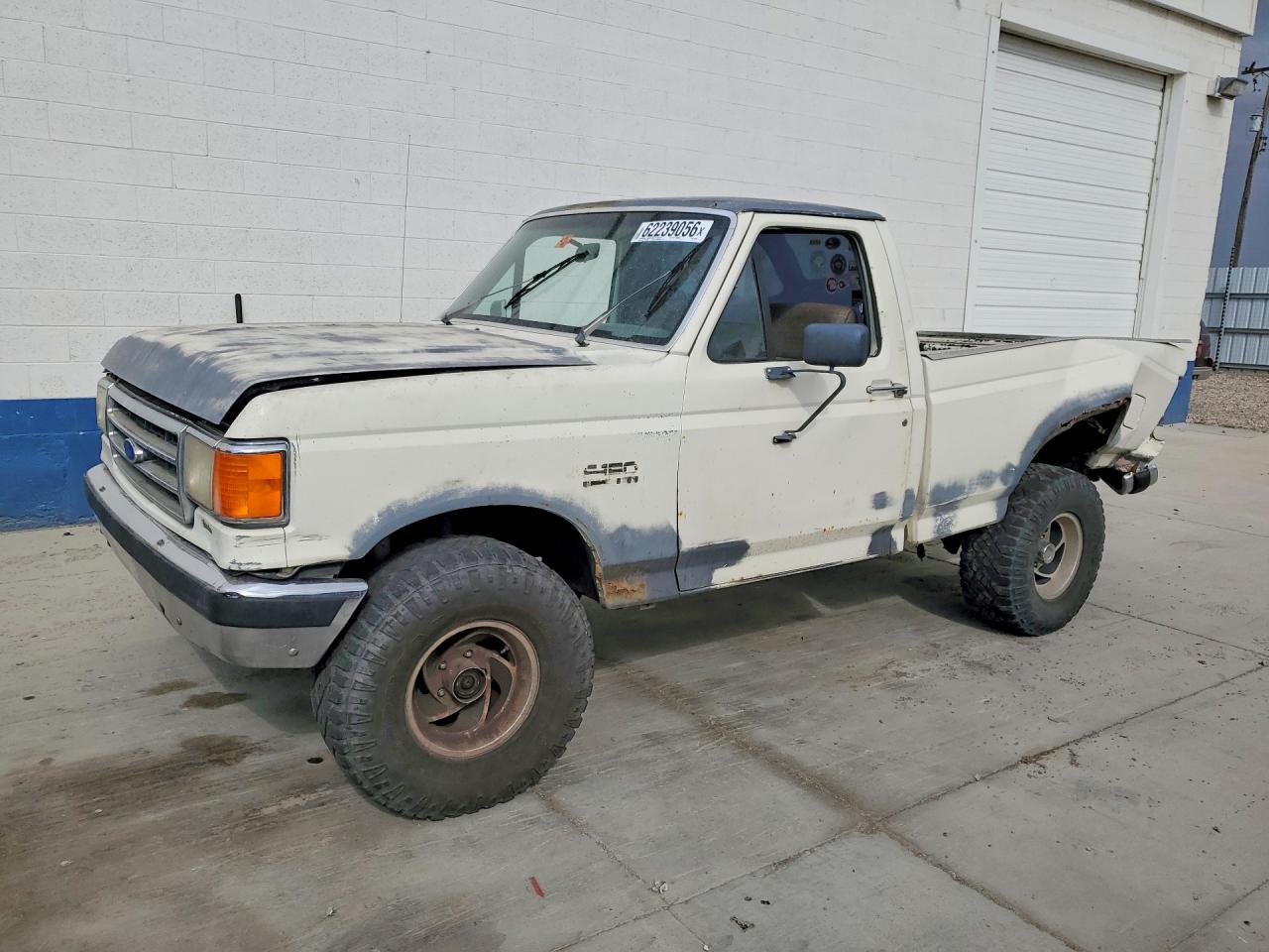 1989 Ford F-150, VIN 1FTEF14N4KKA23420 — Rear end