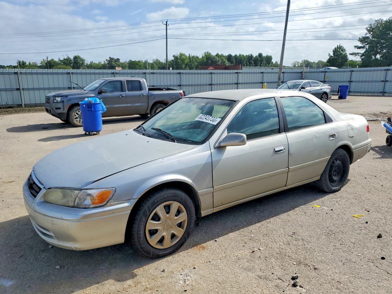 2000 Toyota Camry LE, VIN 4T1BG22K5YU007265 — Зад