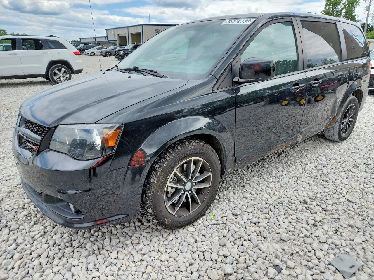 2018 Dodge Grand Caravan SE, VIN 2C4RDGBG3JR220836 — Minor dents and scratches