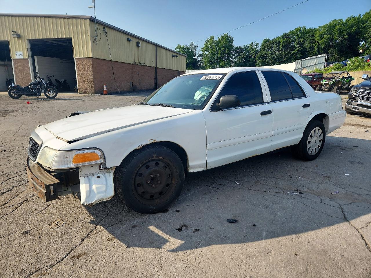 2008 Ford Police Interceptor, VIN 2FAHP71V18X115601 — Перед