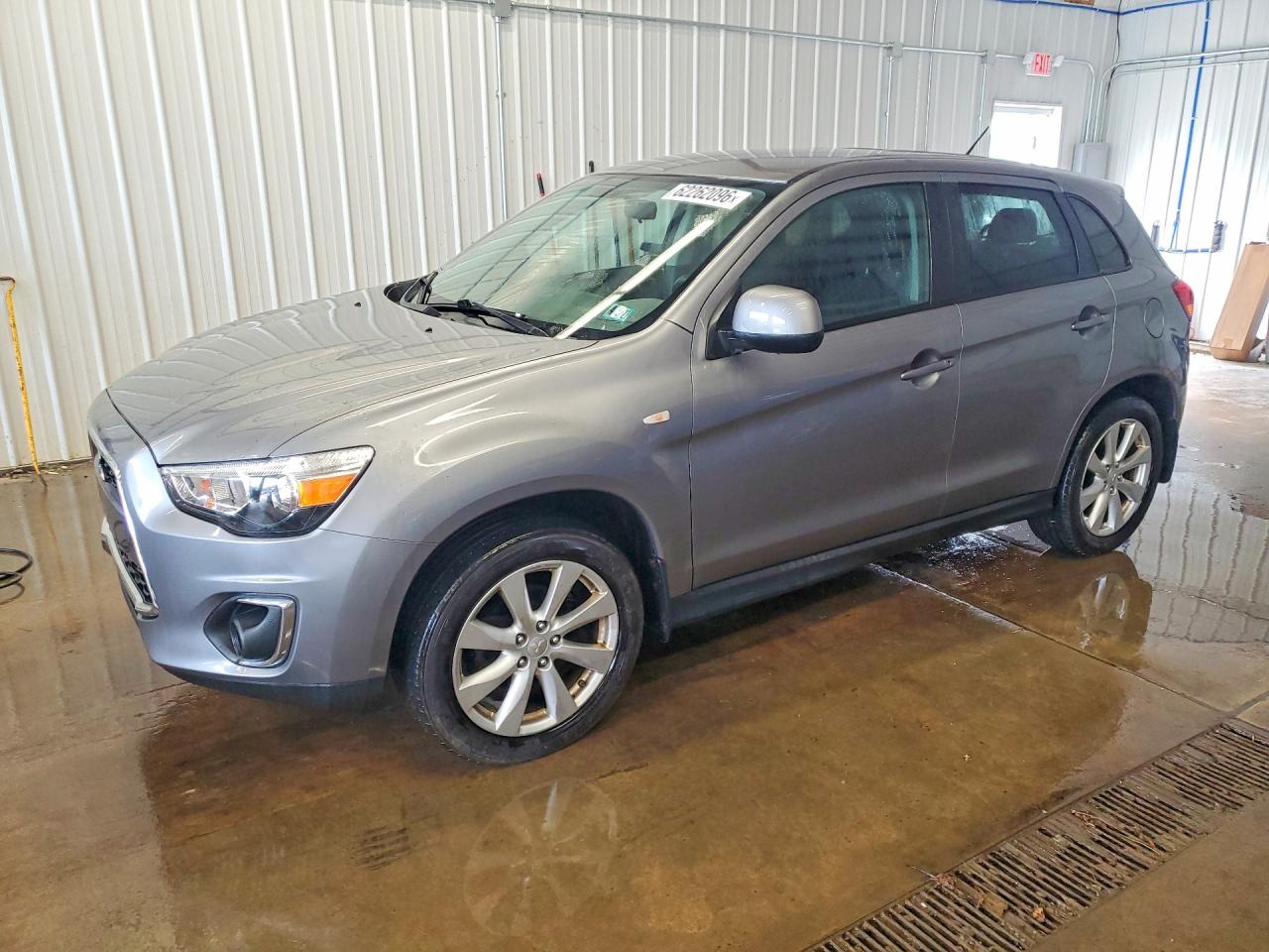 2015 Mitsubishi Outlander ES, VIN 4A4AR3AU1FE013146 — Normal wear