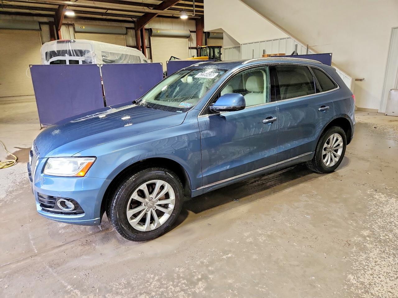 2015 Audi Q5 Premium Plus, VIN WA1LFAFP6FA011524 — Мелкие вмятины и царапины