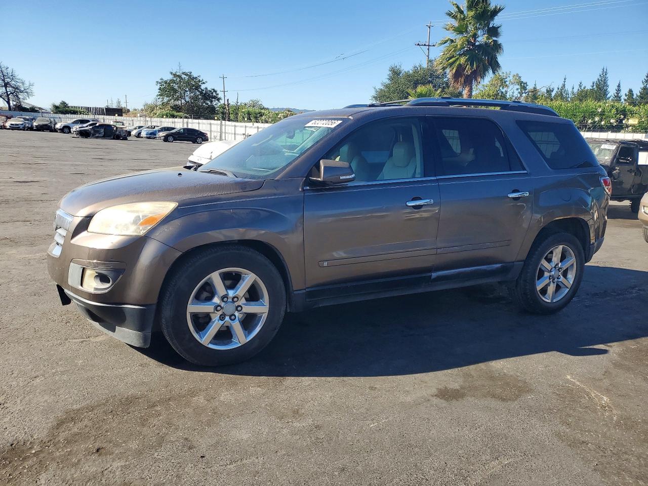 2007 Saturn Outlook XR, VIN 5GZER33767J168914 — Front end