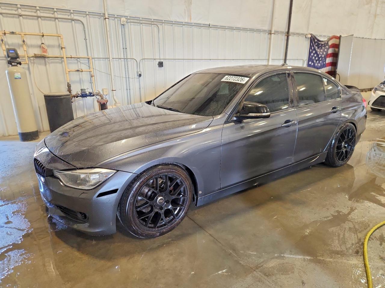 2013 BMW 3 Series 328i xDrive, VIN WBA3B3C55DF538130 — Front end